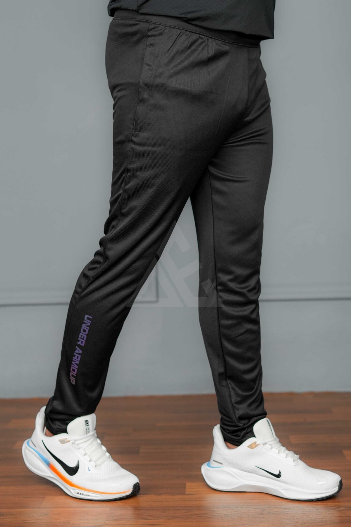 UA Liner Trouser - Black