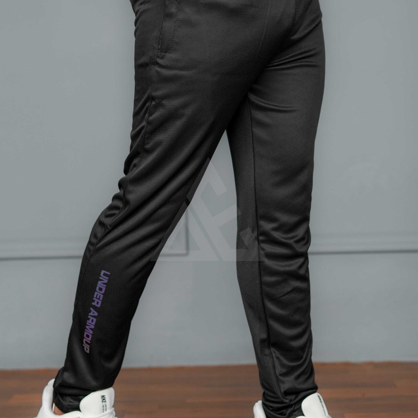 UA Liner Trouser - Black