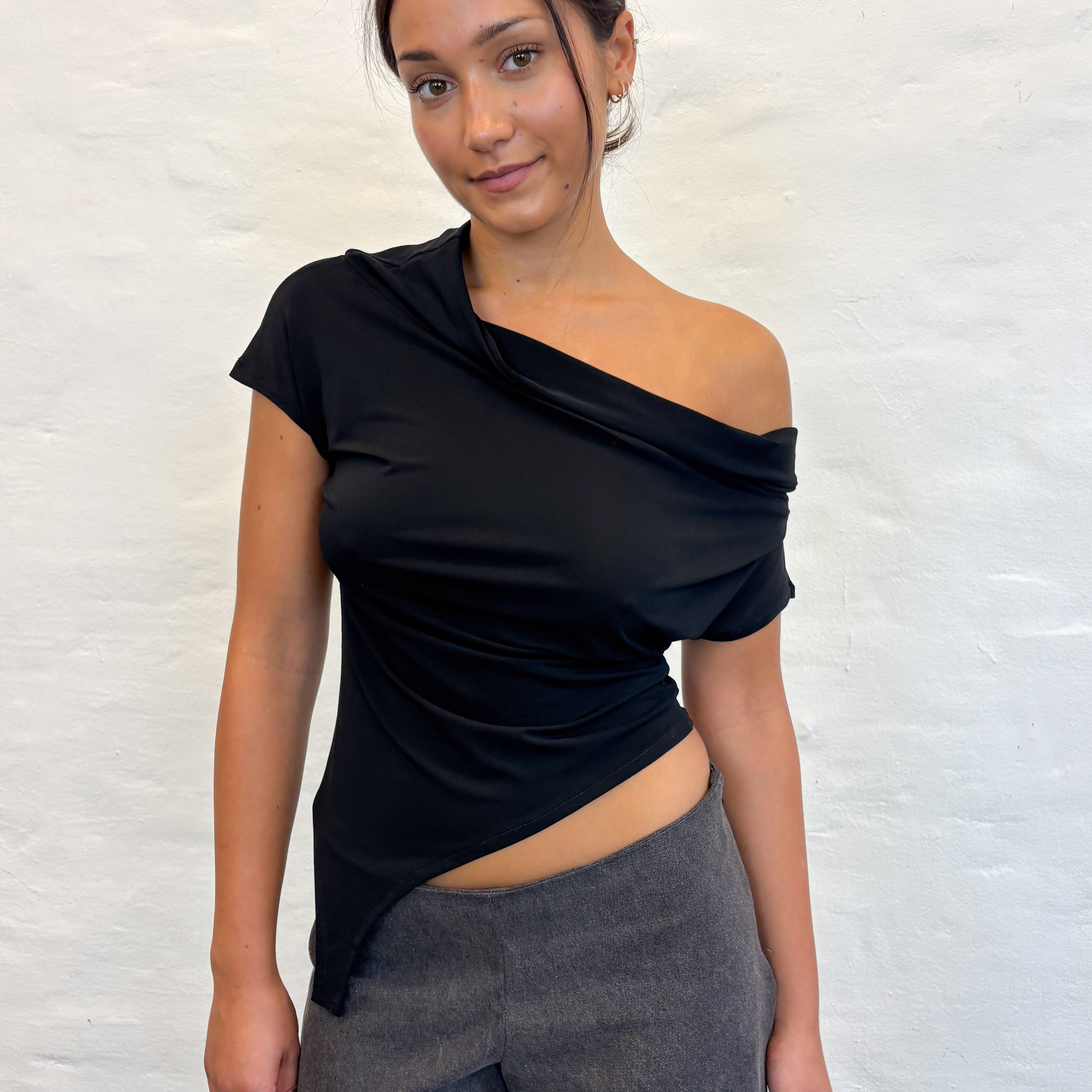 BODY TOP BLACK