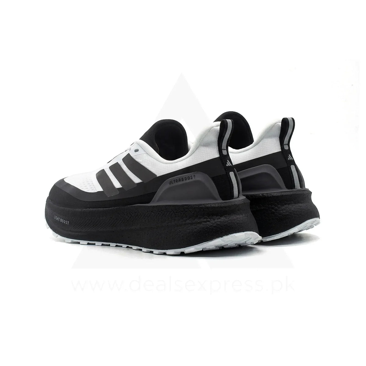 Ultr Boost 5 TR - Core Black