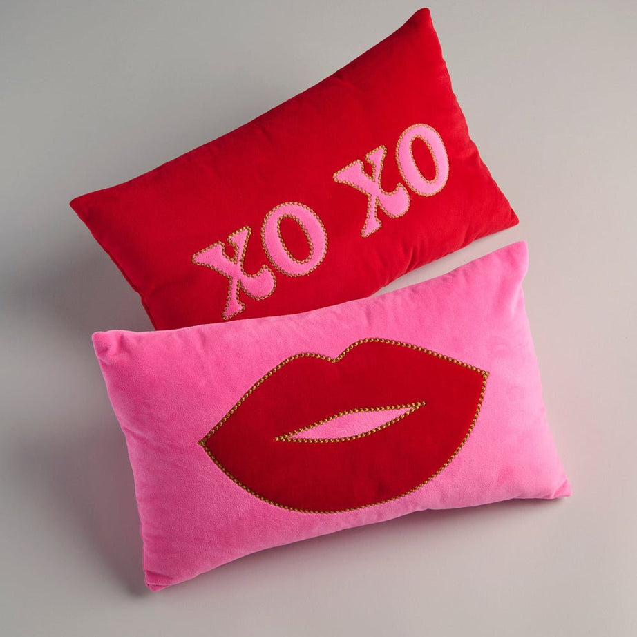 “XOXO” Pillow